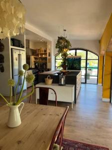 Afbeelding uit fotogalerij van Finca La Boheme Monda in Monda +31 foto's