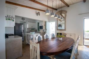 Afbeelding uit fotogalerij van Over the Moon in Paternoster