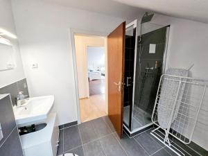 Ένα μπάνιο στο Nice Apartment in Tönisvorst