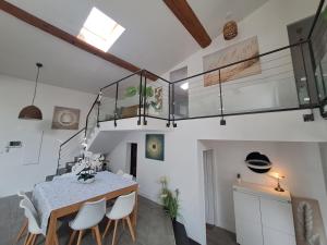 Afbeelding uit fotogalerij van Maison Loft in Saint-Jean-de-Védas