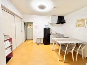 Fotografie z fotogalerie ubytování 日本橋出口すぐ3室最大10人 3室1厅2卫1浴 心斎橋 道頓堀 黒門市場徒步3分 v Osace