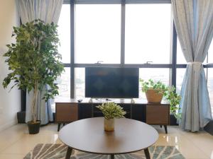 Μια τηλεόραση ή/και κέντρο ψυχαγωγίας στο The Maaple Icon City Petaling Jaya