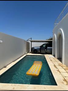 Bazén v ubytování Villa estivale nebo v jeho okolí