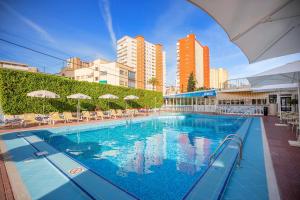 Bazén v ubytování Hotel Servigroup Nereo nebo v jeho okolí