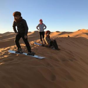 Hosté ubytování Erg Chebbi Romantic Desert Camp