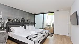 En eller flere senge i et værelse på Villa Malibu - Onesix2, Cleverdetails CD 285 + 49 billeder