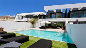 Swimmingpoolen hos eller tæt på Villa Malibu - Onesix2, Cleverdetails CD 285