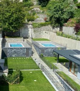 Bazén v ubytování Colori di Menaggio by LoveComo nebo v jeho okolí