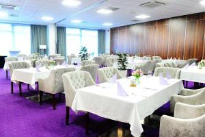 Reštaurácia alebo iné gastronomické zariadenie v ubytovaní Best Western Plus Hotel Olsztyn Old Town