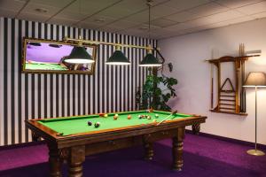 Biliardový stôl v ubytovaní Best Western Plus Hotel Olsztyn Old Town