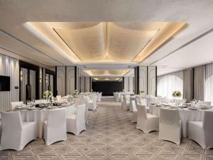 Restaurace v ubytování Sofitel Shanghai North Bund