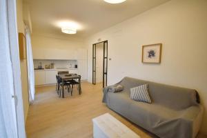 Χώρος καθιστικού στο BIANCA Home Holiday a pochi passi dal mare Private Parking