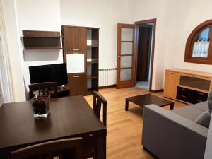 Kuchyňa alebo kuchynka v ubytovaní Apartamentos Redondela - Centro histórico