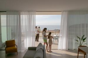 Hostia v ubytovaní Kora Nivaria Beach
