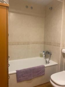 Kúpeľňa v ubytovaní Apartamento Relualhu