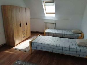 Afbeelding uit fotogalerij van Egyszerű és nagyszerű Hostel in Gheorgheni