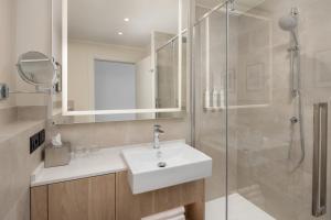 Ванная комната в Courtyard by Marriott Milano Linate