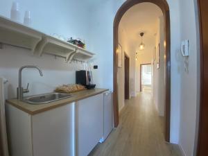 Kuchyň nebo kuchyňský kout v ubytování B&B 10 mt dal duomo