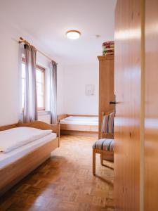 Postel nebo postele na pokoji v ubytování Landhaus Weber