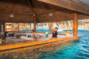 Piscina di Lofts Collection by The Coral o nelle vicinanze