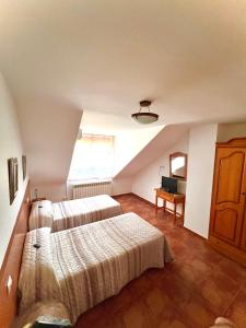 Gallery image of Hotel Puente de Piedra in Zamora +6 photos