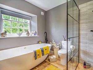 Ένα μπάνιο στο 2 Bed in Richmond 94752 +16 φωτογραφίες