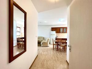 Kuchyň nebo kuchyňský kout v ubytování Аpartments Comfort -Marina Cape