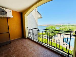 Balkón nebo terasa v ubytování Аpartments Comfort -Marina Cape