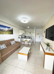Kuchyň nebo kuchyňský kout v ubytování Apartamentos Bahia Playa