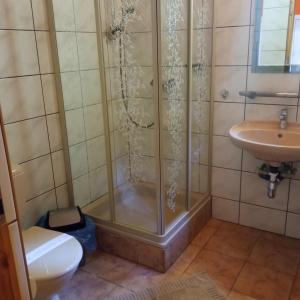 Kúpeľňa v ubytovaní Leśny Dwór