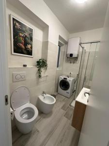 Ένα μπάνιο στο Eleonora's House +3 φωτογραφίες