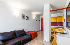 A kitchen or kitchenette at Borgo Stalle Residence