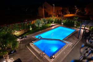 Gallery image of Sunset Poolfield Villa in Sinj