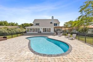 Bassein majutusasutuses Gorgeous! Petey's Place! Waterfront! Private Pool! Free Activities Included! või selle lähedal