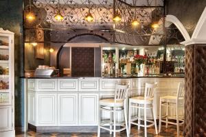Hol lub bar w obiekcie Dwór Czarneckiego