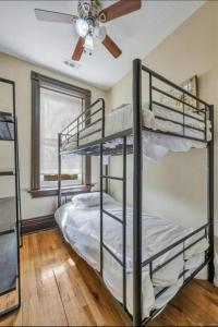 Gallery image of 2 Houses for Large Groups Near Busch Stadium in Soulard