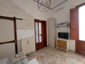 Μια τηλεόραση ή/και κέντρο ψυχαγωγίας στο Lecce Centro Accommodation