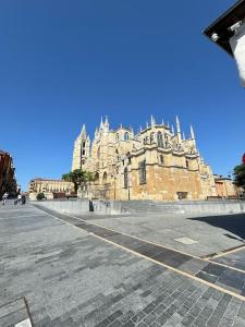 Gambar di galeri bagi Alojamiento en León a 3' de la Catedral - VUT-LE1157 di León