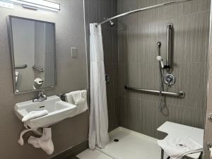 Koupelna v ubytování Motel 6 Hollywood