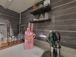 Fotografie z fotogalerie ubytování House 1 min from Geumjeong St v destinaci Gunpo