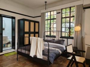 Фотография из галереи Shanghai Changning District One Bed Room Apartment в Шанхае
