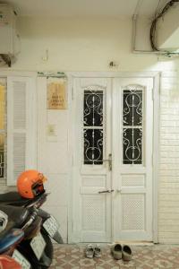 ハノイにあるHanoi Canvas Homee in Hoan Kiemのギャラリーの写真