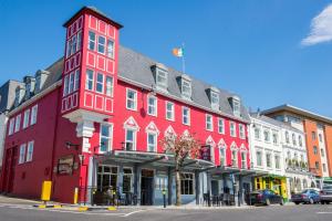 Gallery image of McSweeney Arms Hotel in Killarney