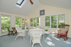 Φωτογραφία από το άλμπουμ του Modern 3 Bd, 2 Bath Spacious Apt Shrewsbury σε Shrewsbury