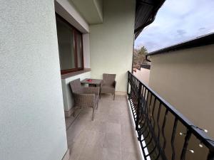 A balcony or terrace at TATRANSKY DOM sk