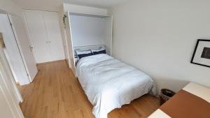 Lake Lucerne Paradise Apartment客房内的一张或多张床位