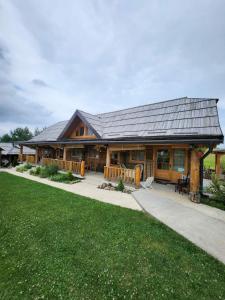 The building in which the lodge is located