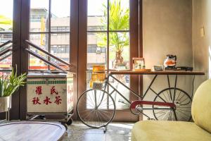 Central Land Hotel的休息区