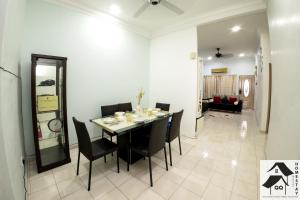 Φωτογραφία από το άλμπουμ του S3 Homely Delight Homestay-3R2B σε Σερεμπάν +11 φωτογραφίες