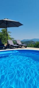Bazén v ubytování Relax House Lara in Krapinske Toplice nebo v jeho okolí
